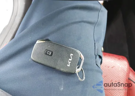 2023 Kia K5 Gt-Line z USA, uszkodzony, nr VIN 5XXG64J2XPG190676